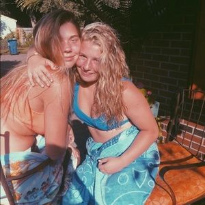 Meet your Posher, Brooke